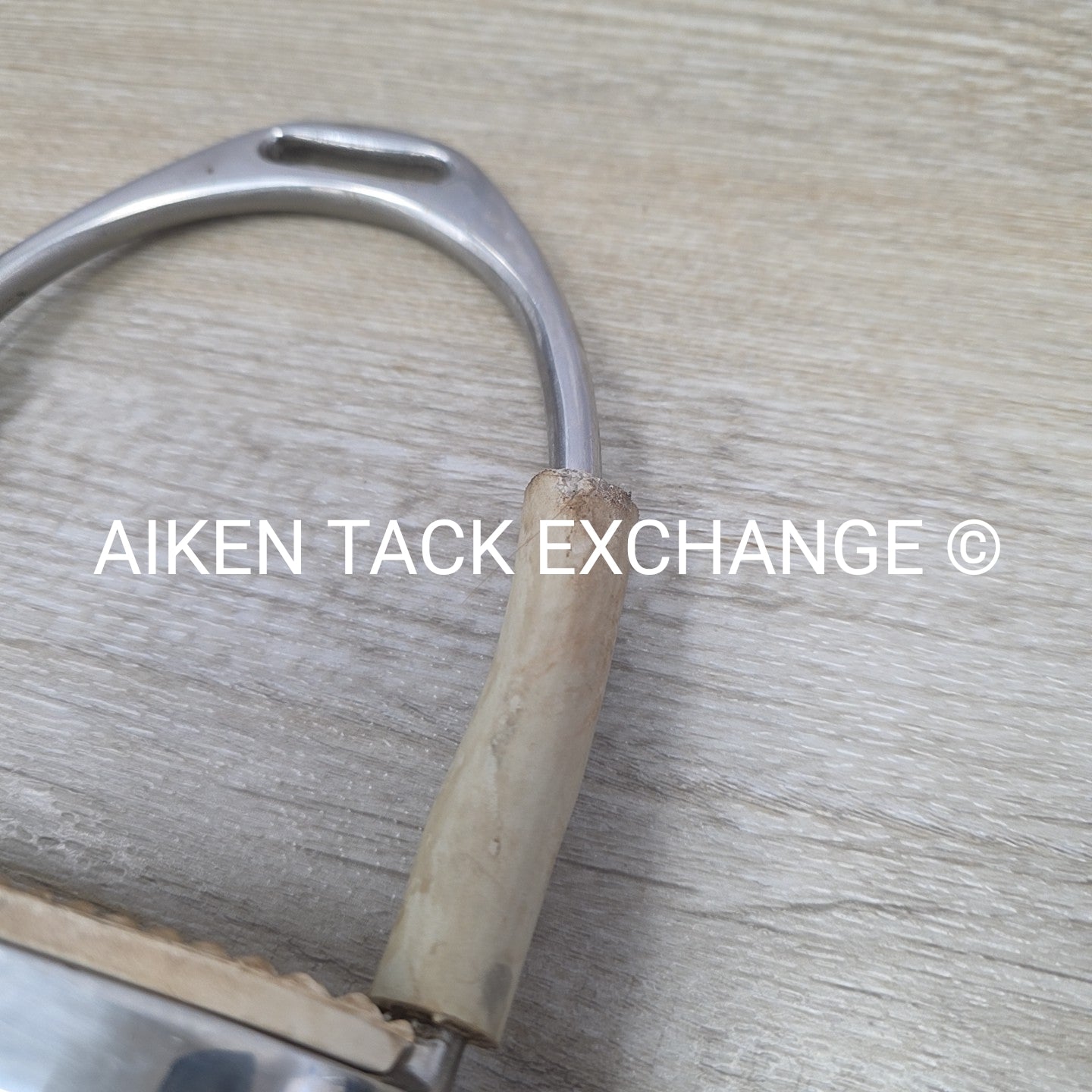 Coronet Flex Stirrup Irons, 4.5"