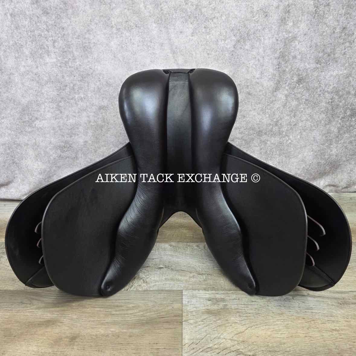 Keith Bryan Santis Close Contact Jump Saddle, 17.5" Seat, MW/W Tree, Wool Flocked Panels