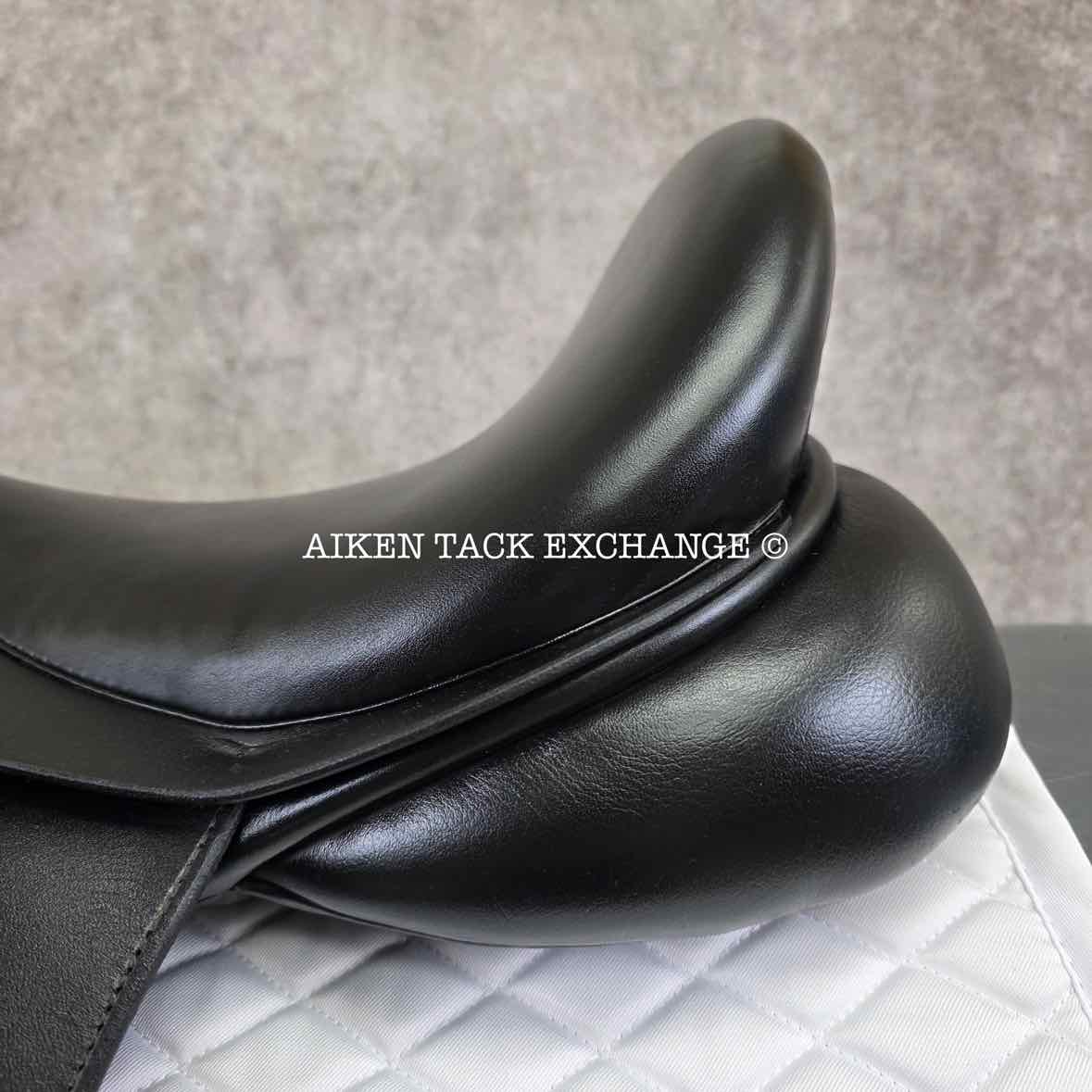 2018 Custom Saddlery Signature Steffen's Advantage Monoflap Dressage Saddle, 18" Seat, Adjustable Tree, Wool Flocked Panels