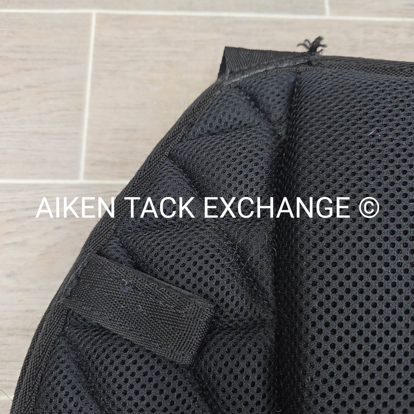 Hilison Size All Purpose Black English Saddle Pads