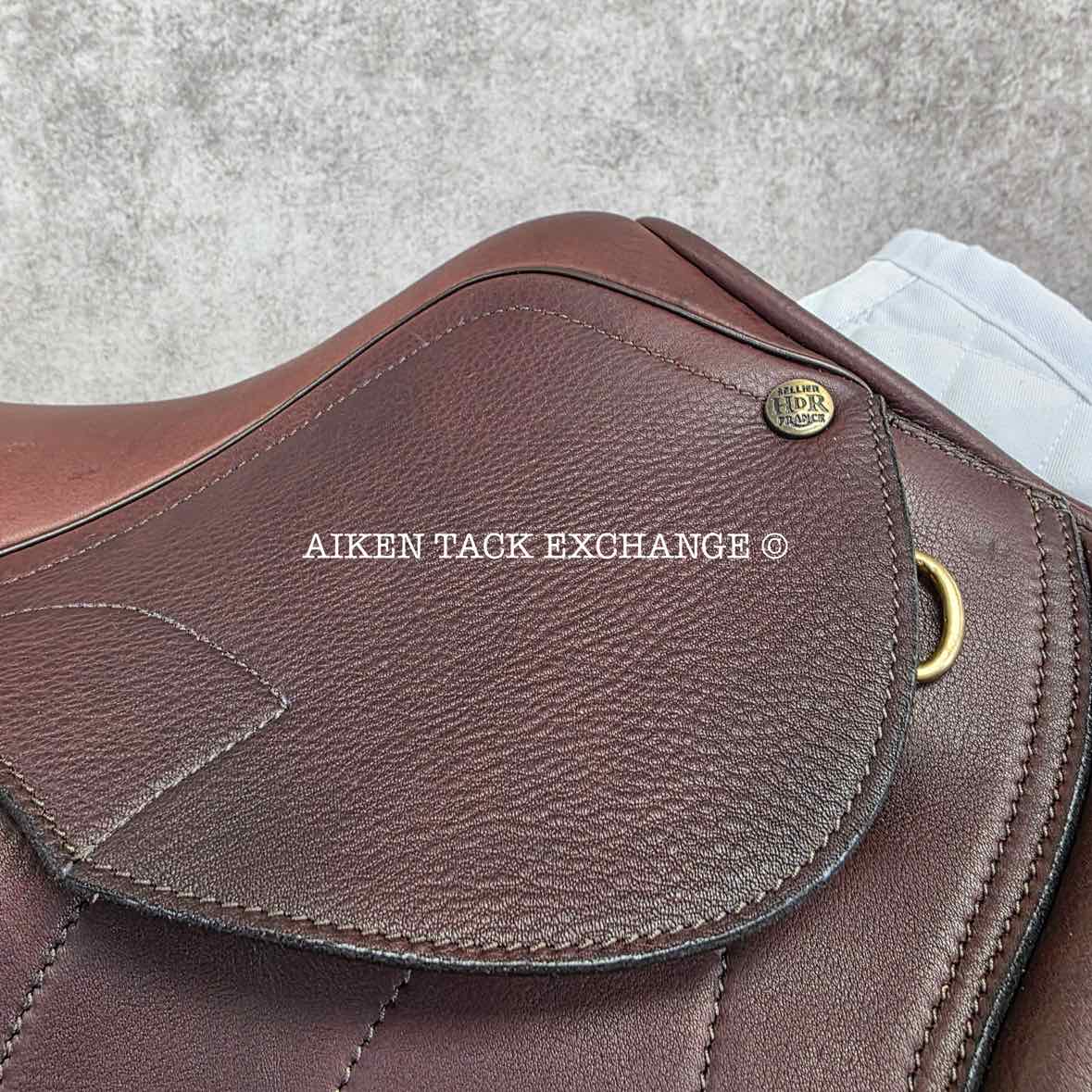 HDR - Henri de Rivel Laureate IGP Close Contact Jump Saddle, 18.5" Seat, Adjustable Tree - Changeable Gullet, Wool Flocked Panels