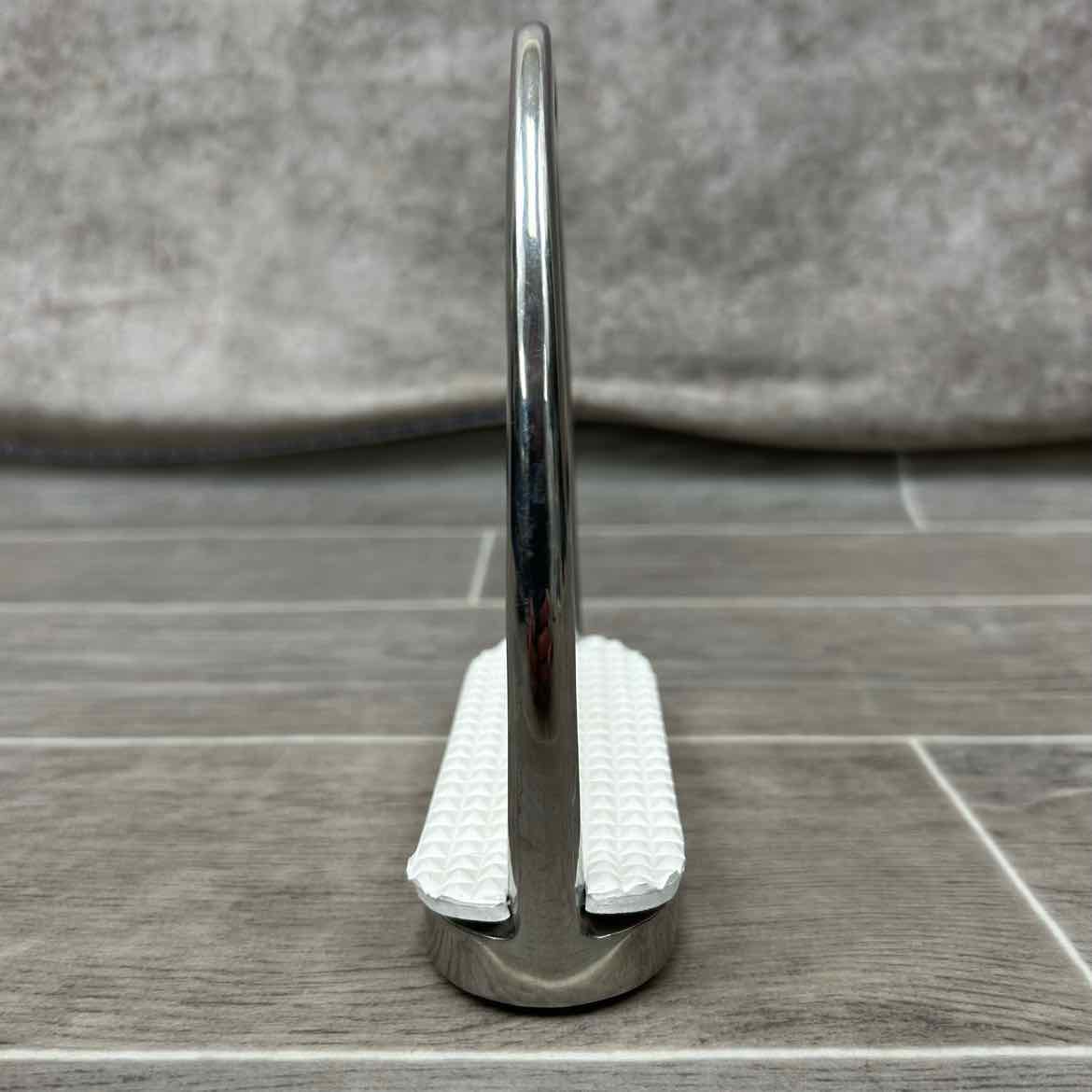 Centaur Fillis Stirrup Irons 4.75"