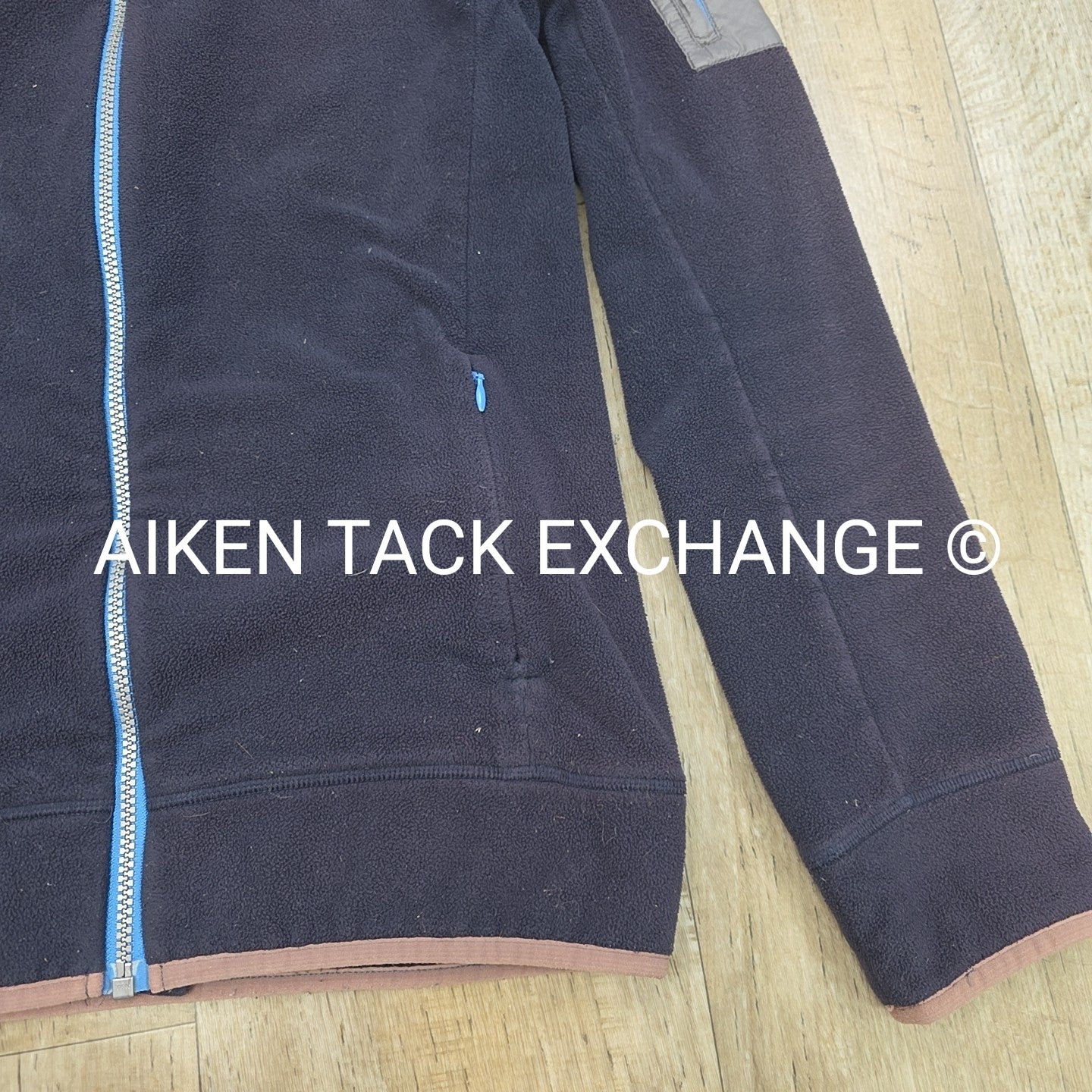 B. Vertigo Fleece Zip Up Jacket, Size Small