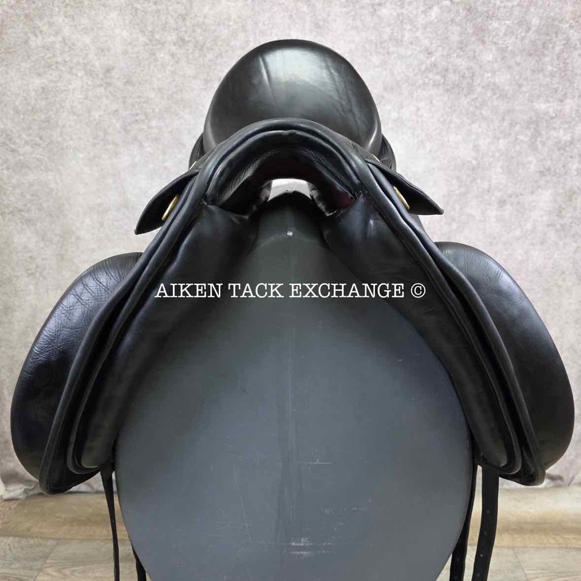 2001 Hennig Sofa Dressage Saddle, 17" Seat, Medium Tree, Wool Flocked Panels