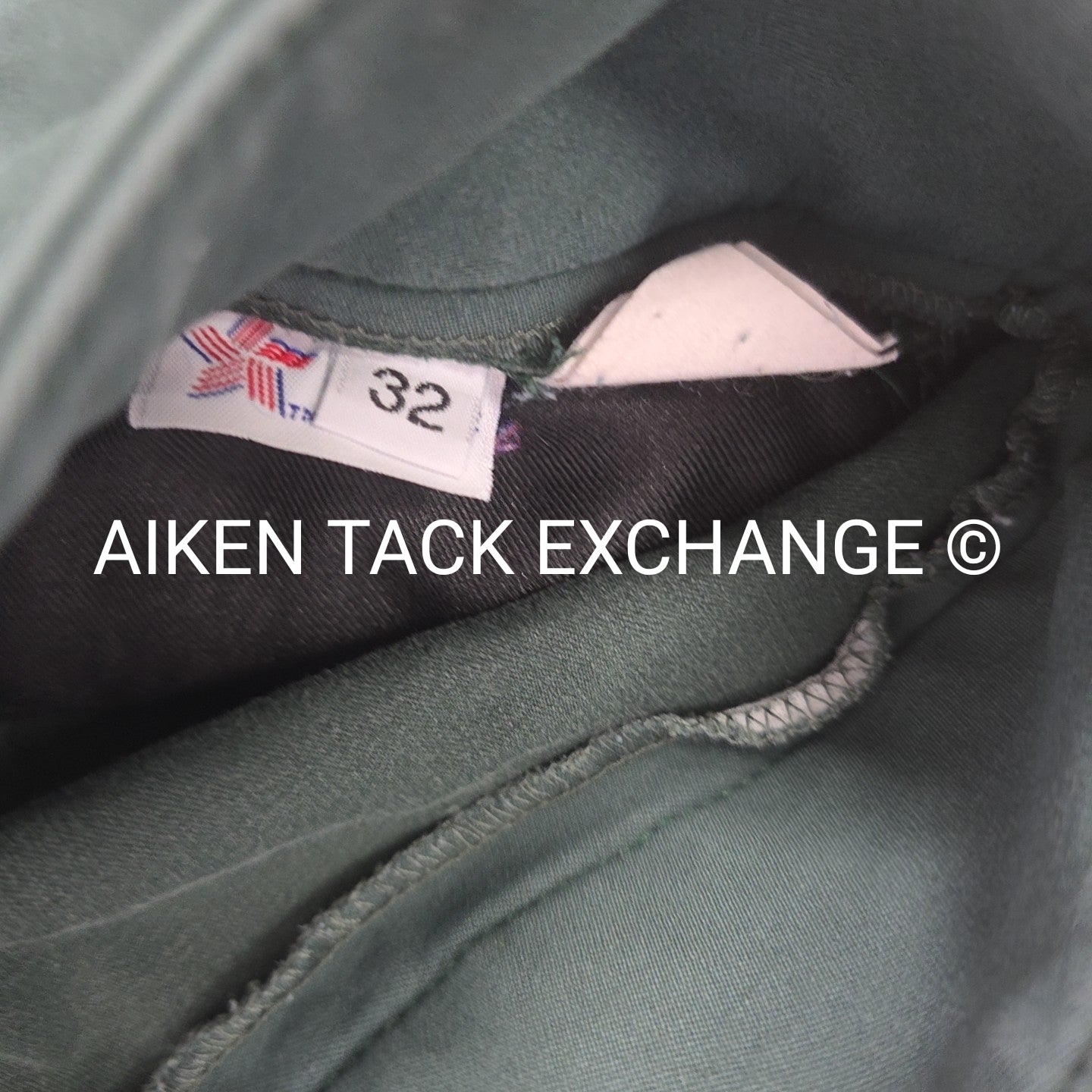 Tailored Sportsman Trophy Hunter Knee Patch Breeches, Size 32 R