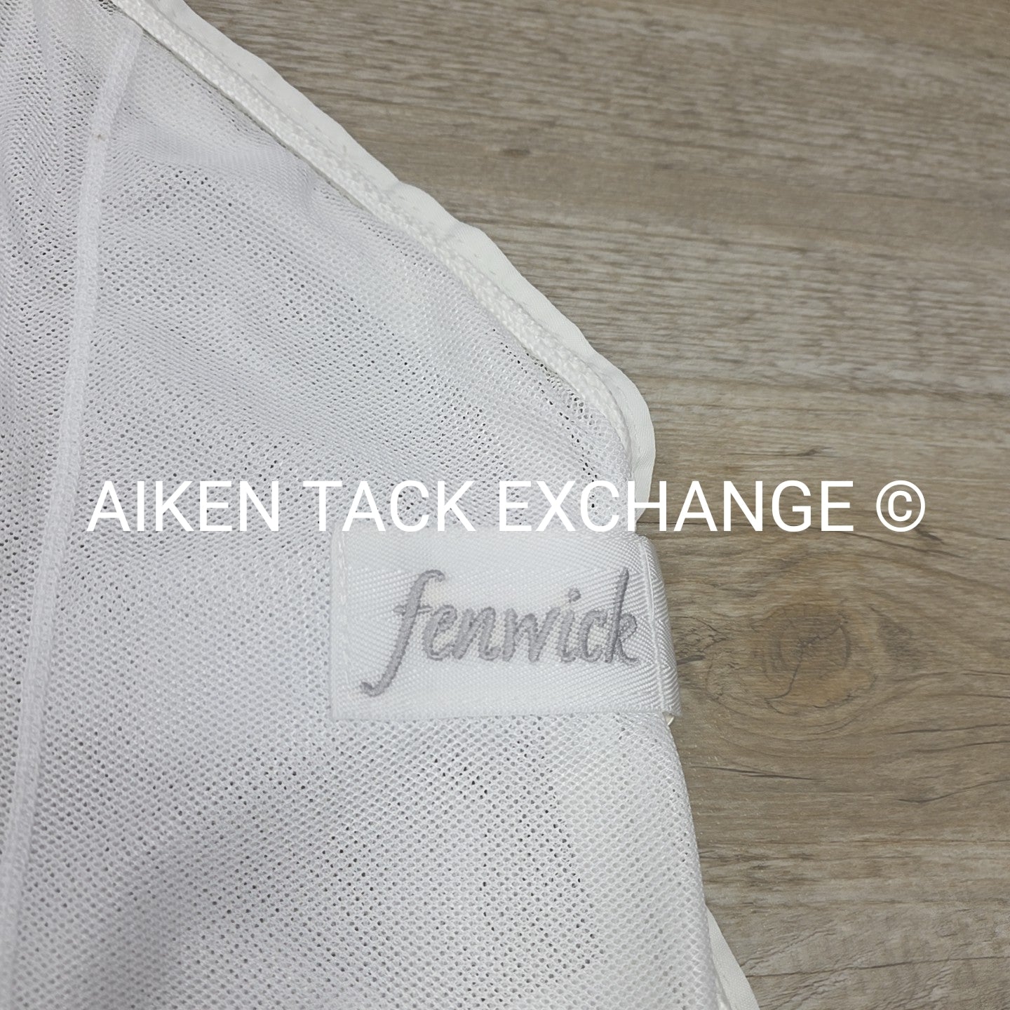 Fenwick Equestrian BodyGuard Mesh Cooler, White (has some marks) 62"