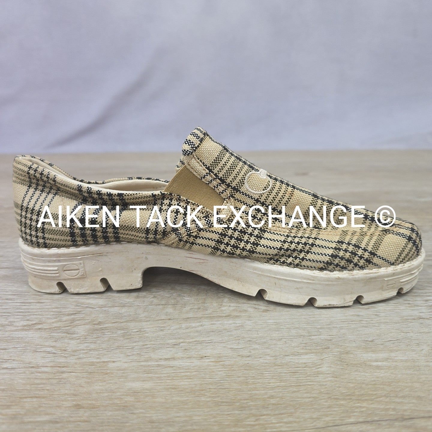 5/A Baker TuffRider Plaid Loafer, Size 11