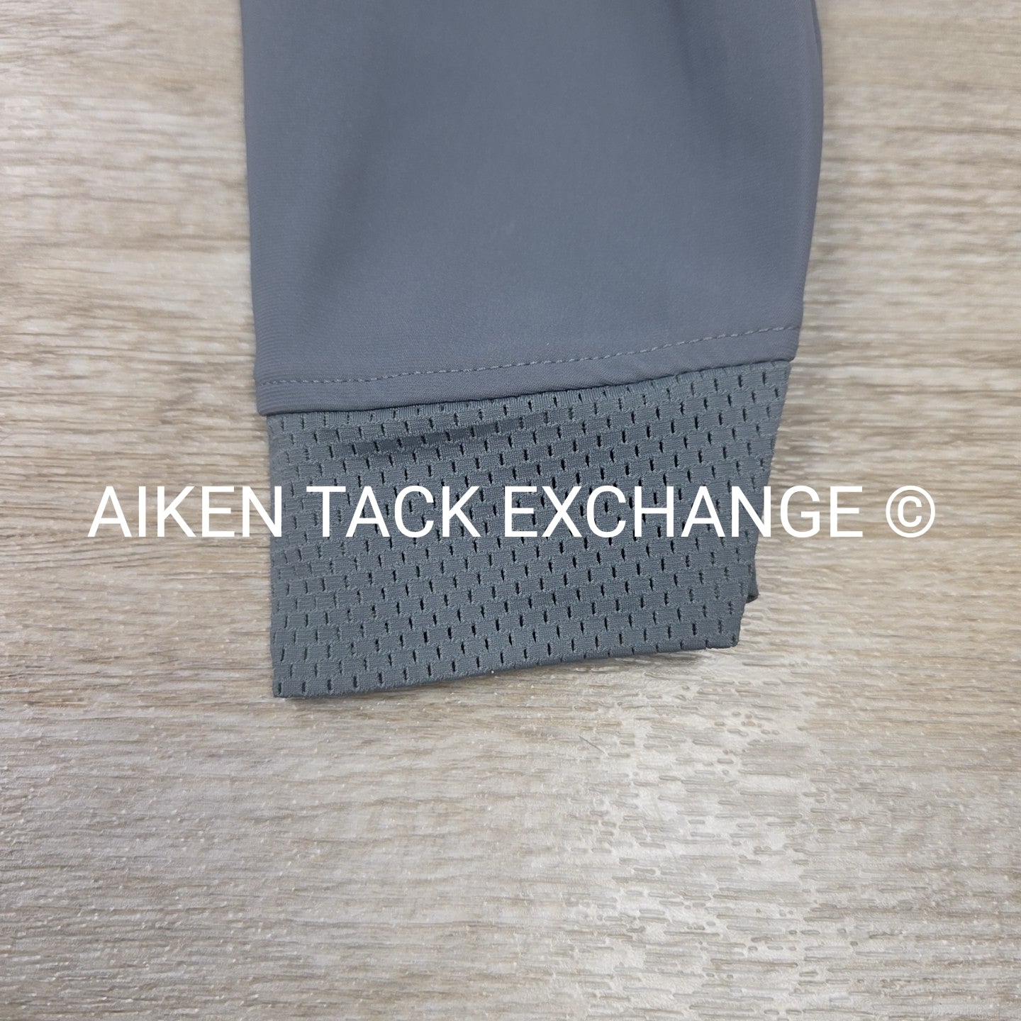 Ariat Tri Factor Silicone Grip Knee Patch Breeches, Size 34R