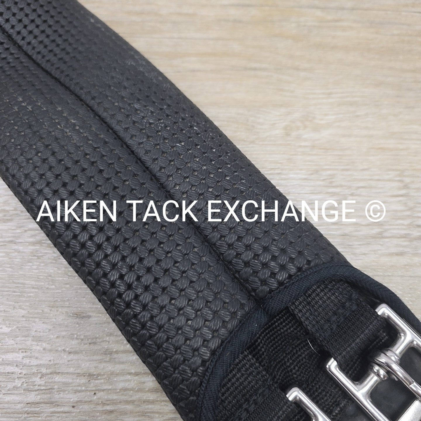Wintec Short Girth, Black, 26"
