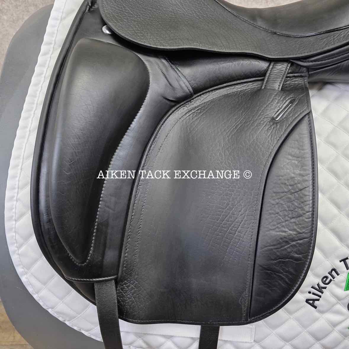 Takt TSD-10 Monoflap Dressage Saddle, 17.5" Seat, Wide Tree, Wool Flocked Panels