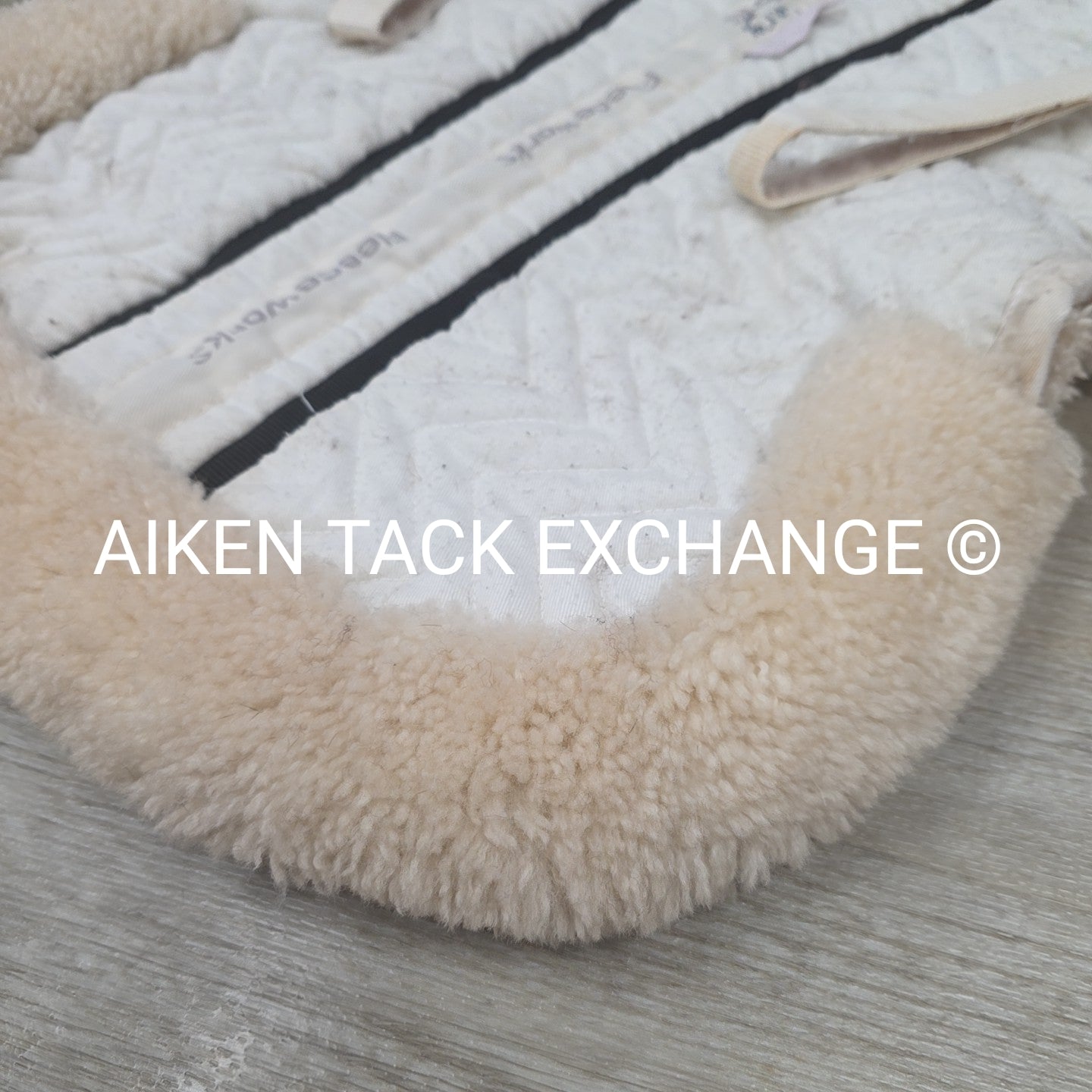 Fleeceworks FXK Rolled Edge Sheepskin Half Pad, Size Large