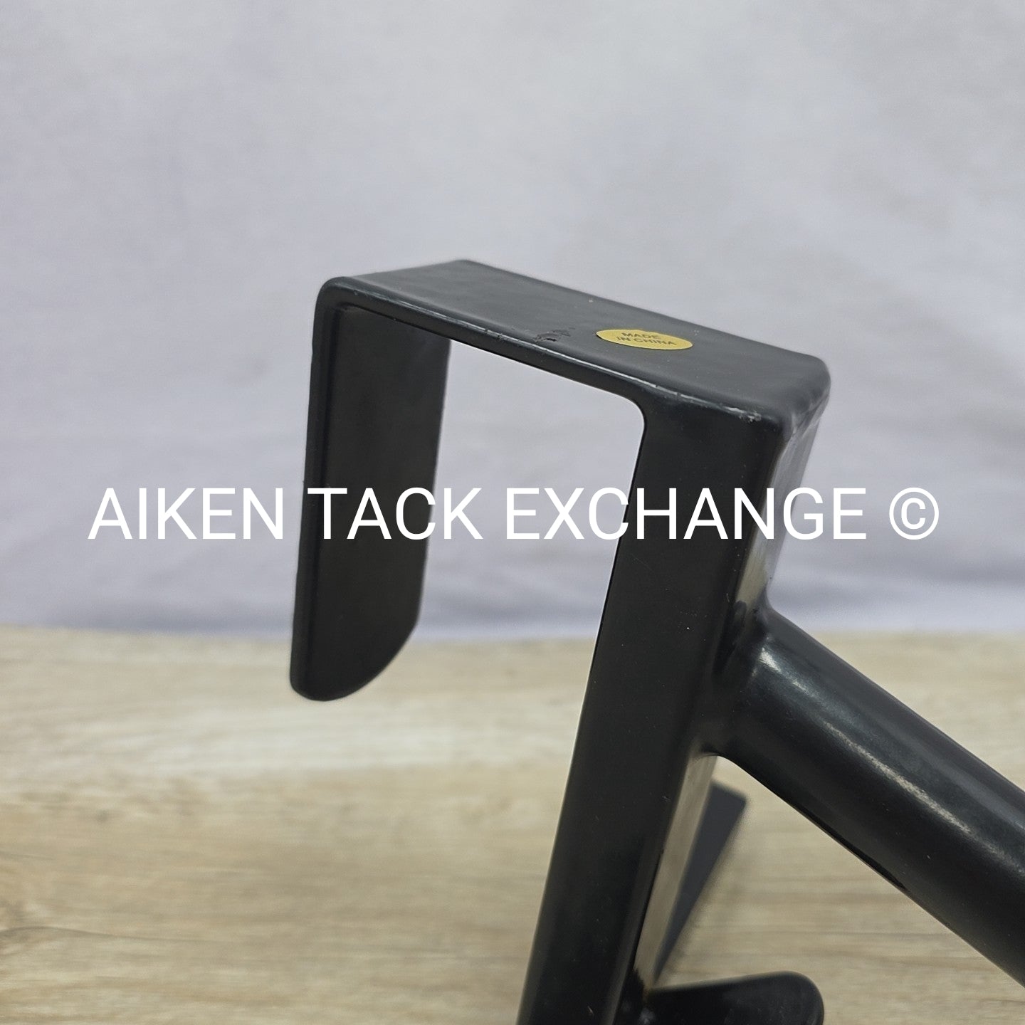 Hanging Single Saddle Rack