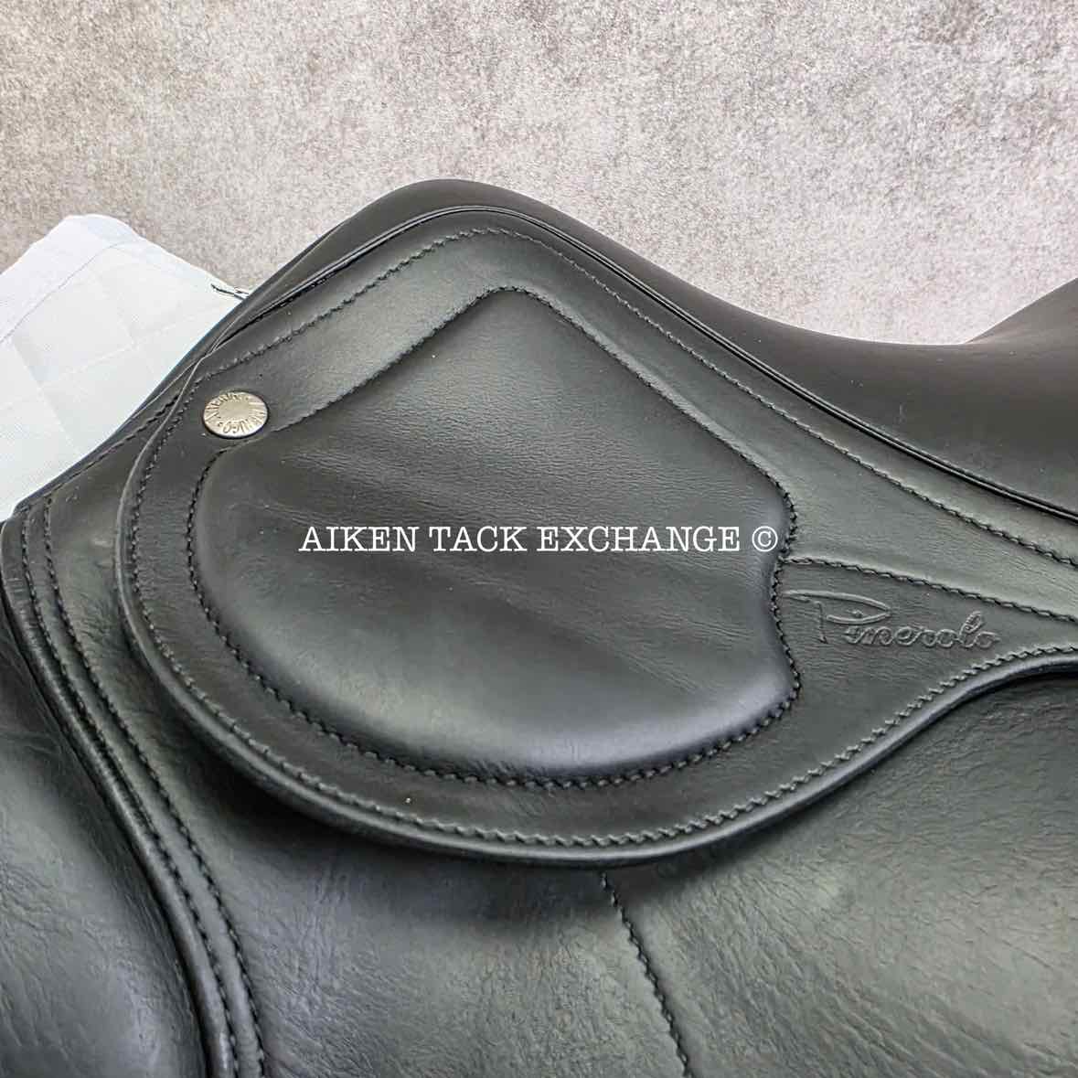 **SOLD** 2020 Amerigo Pinerolo HC Jump Saddle, 17" Seat, Medium Wide Tree, Wool Flocked Panels