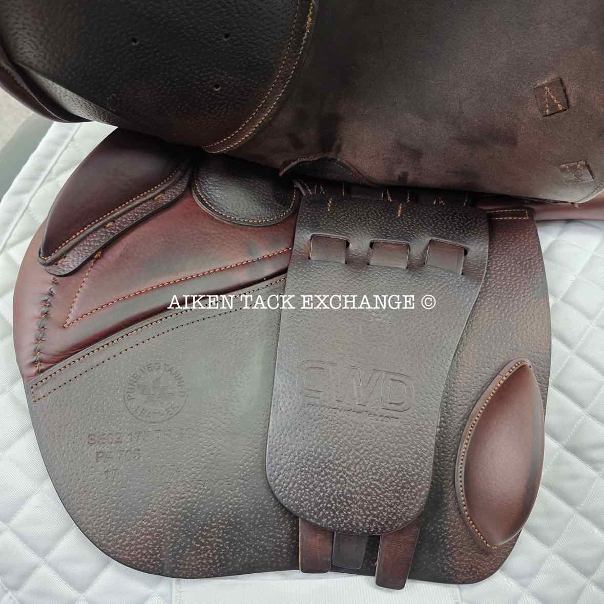 **SOLD** 2017 CWD SE02 Close Contact Jump Saddle, 17.5" Seat, 3C Flap, Medium Tree, Foam Panels