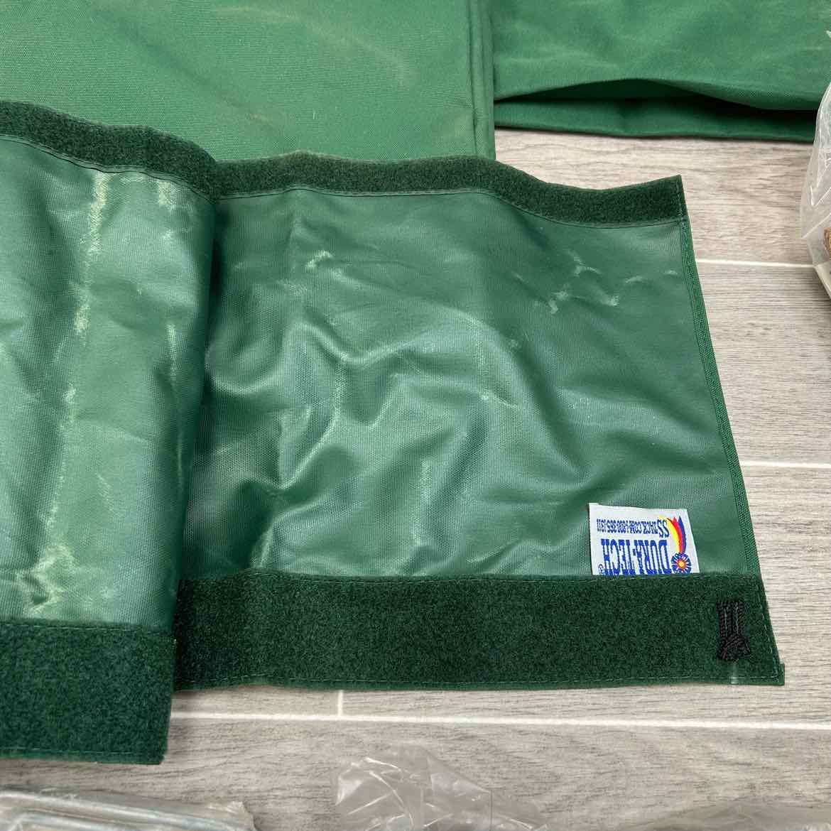 Dura-Tech Six Piece Stall Front Package with 6 Easy-Up Drape Hangers
