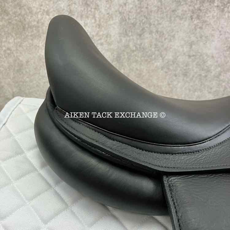 **SOLD** 2015 Voltaire Adelaide Monoflap Dressage Saddle, 17" Seat, 2A Flap, Medium Wide Tree, XFIN Panels, Full Buffalo Leather