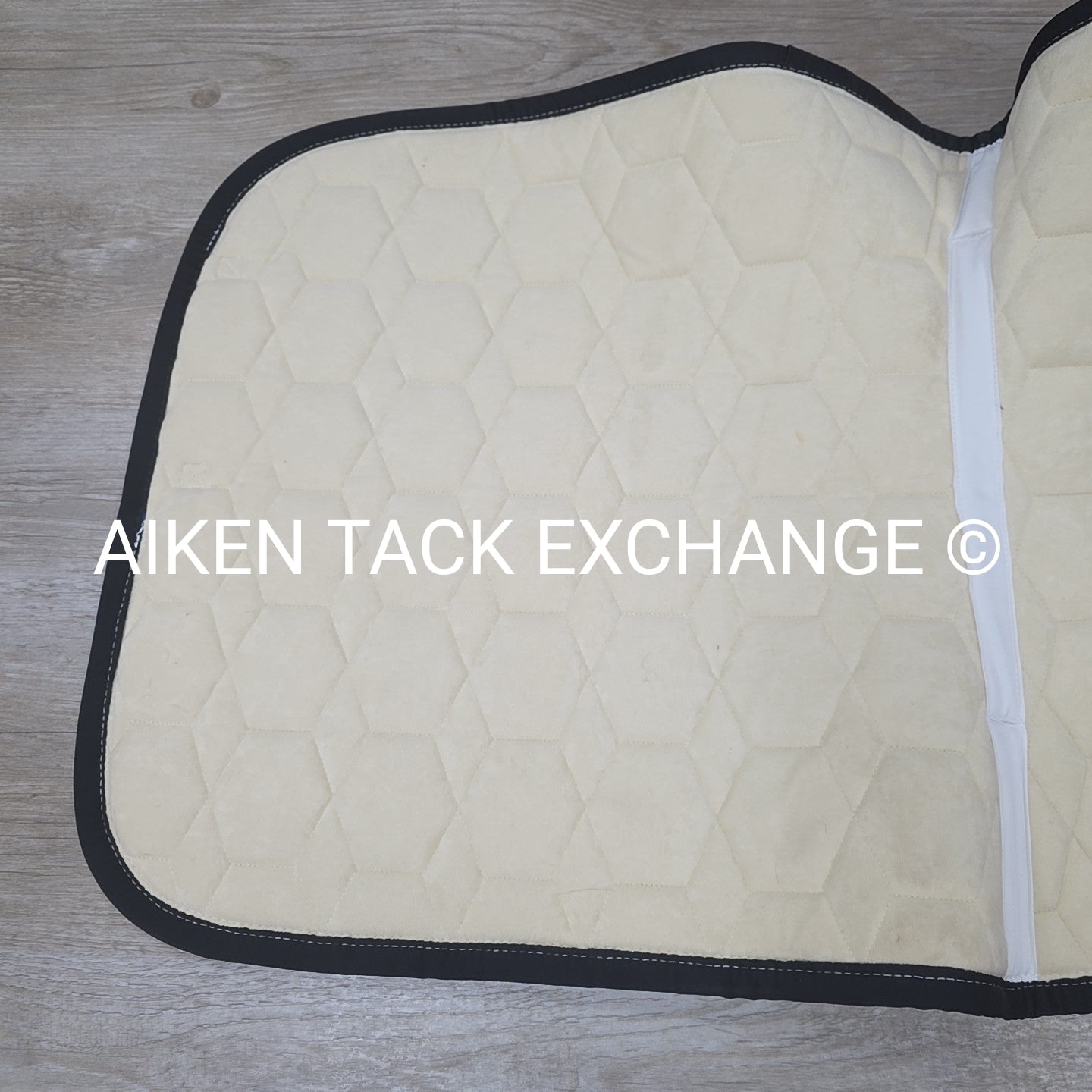 Mattes Dressage Saddle Pad, Size Medium