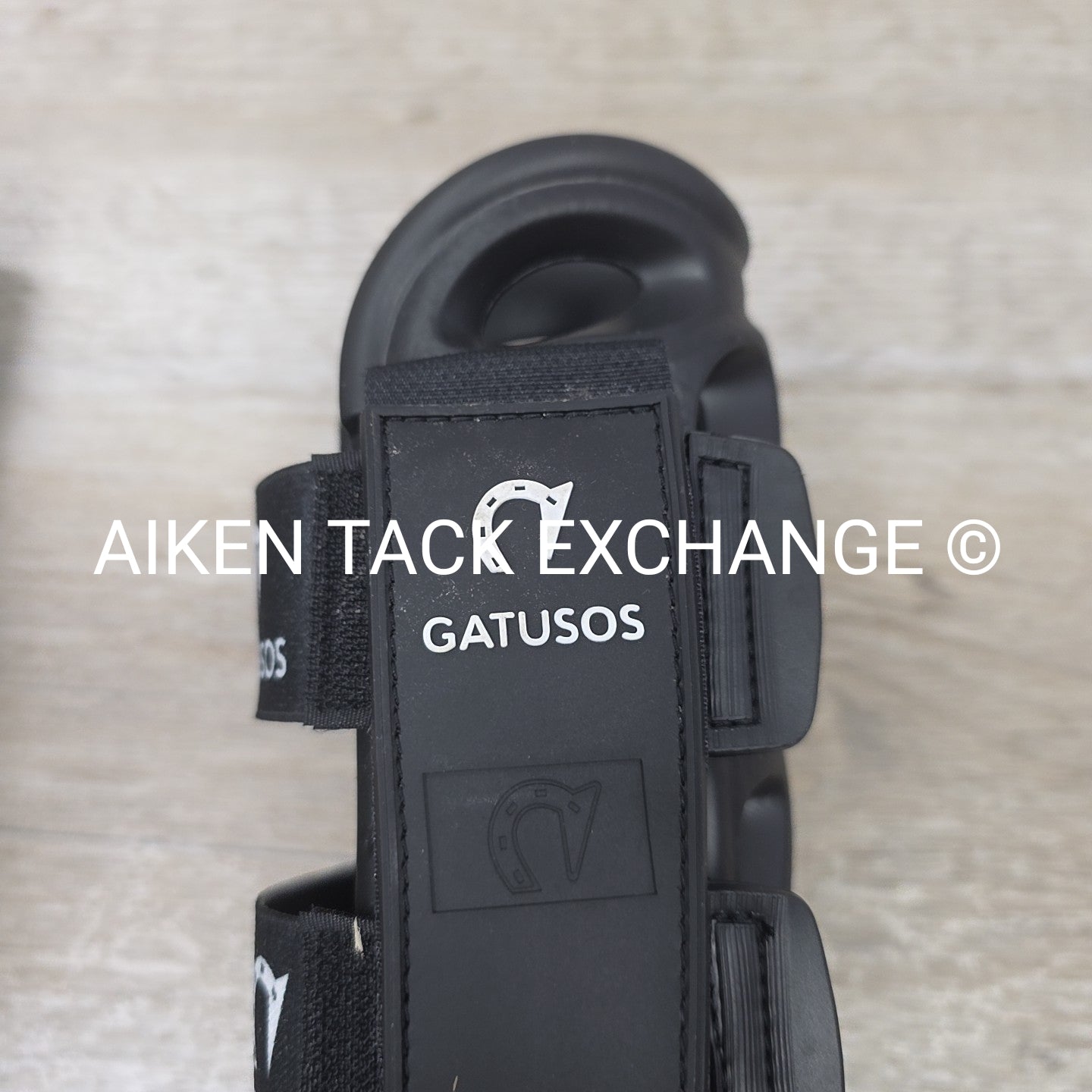 Gatusos Front Air Boots, Black, Size Large