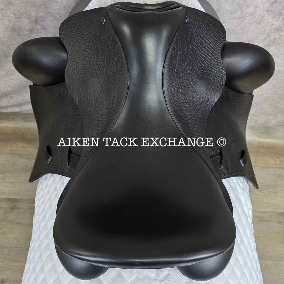 **SOLD** 2018 County Epiphany Monoflap Dressage Saddle, 17" Seat, Medium Narrow Tree, Wool Flocked Panels