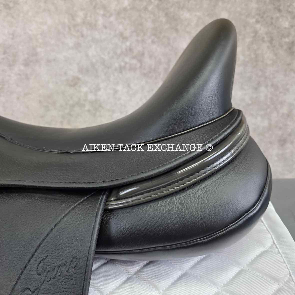 2020 Patrick Juno Monoflap Dressage Saddle, 17.5" Seat, Medium Wide Tree, Wool Flocked Panels