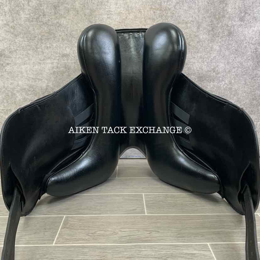 **SOLD** 2020 Tota Freedom PRO 2 Monoflap Dressage Saddle, 19" Seat, Adjustable Tree, Wool Flocked Panels