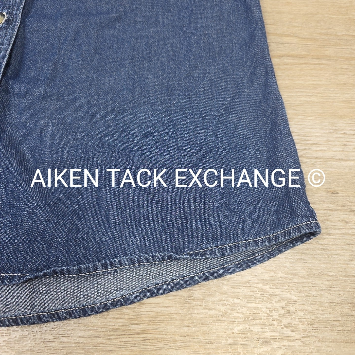 Belle Meade Hunt Denim Short Sleeve Button Down Shirt, Size Medium