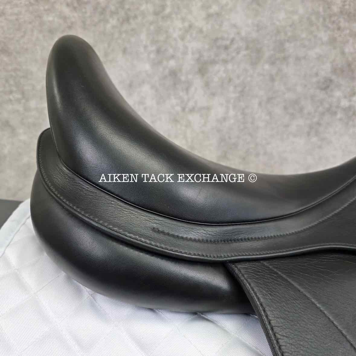 2016 Equipe Olympia Monoflap Dressage Saddle, 17.5" Seat, Medium Wide/Wide Tree, Foam Panels