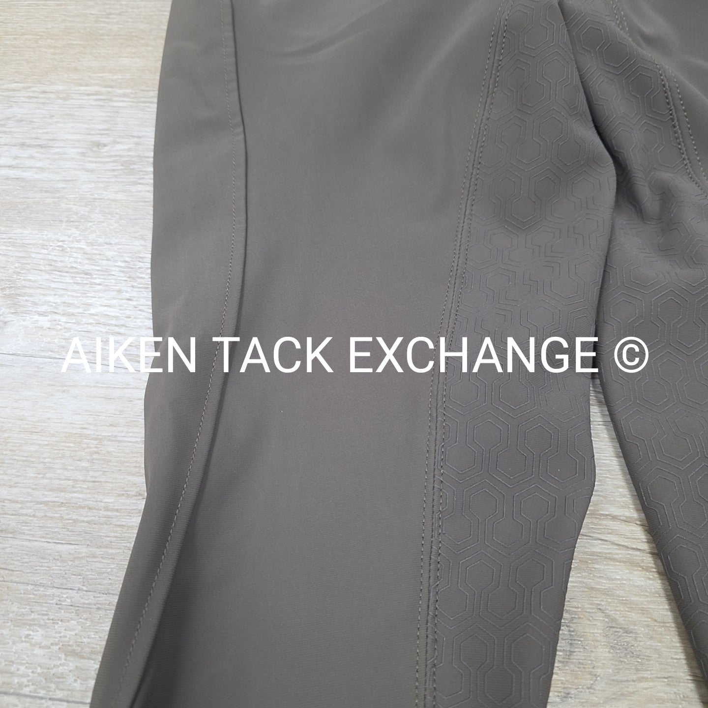 Ariat Tri-Factor Silicone Grip Full Seat Breeches, Size 30 R