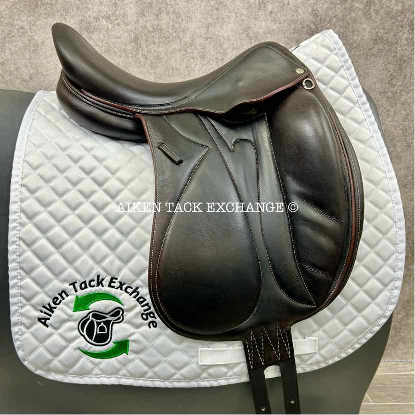 2005 Devoucoux Makila Monoflap Dressage Saddle, 18" Seat, 3A Flap, Medium/Medium Wide Tree, Foam Panels
