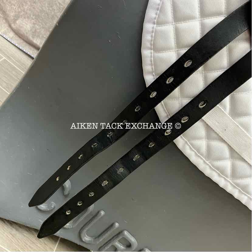 **On Trial** 2014 Schleese Obrigado Dressage Saddle, 17" Seat, Adjustable AdapTree, Wool Flocked Panels