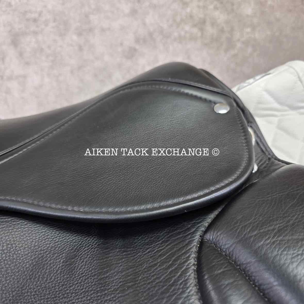 2022 Sella Soleil Passagio Dressage Saddle, 17" Seat, MW/W Tree, Wool Flocked Panels