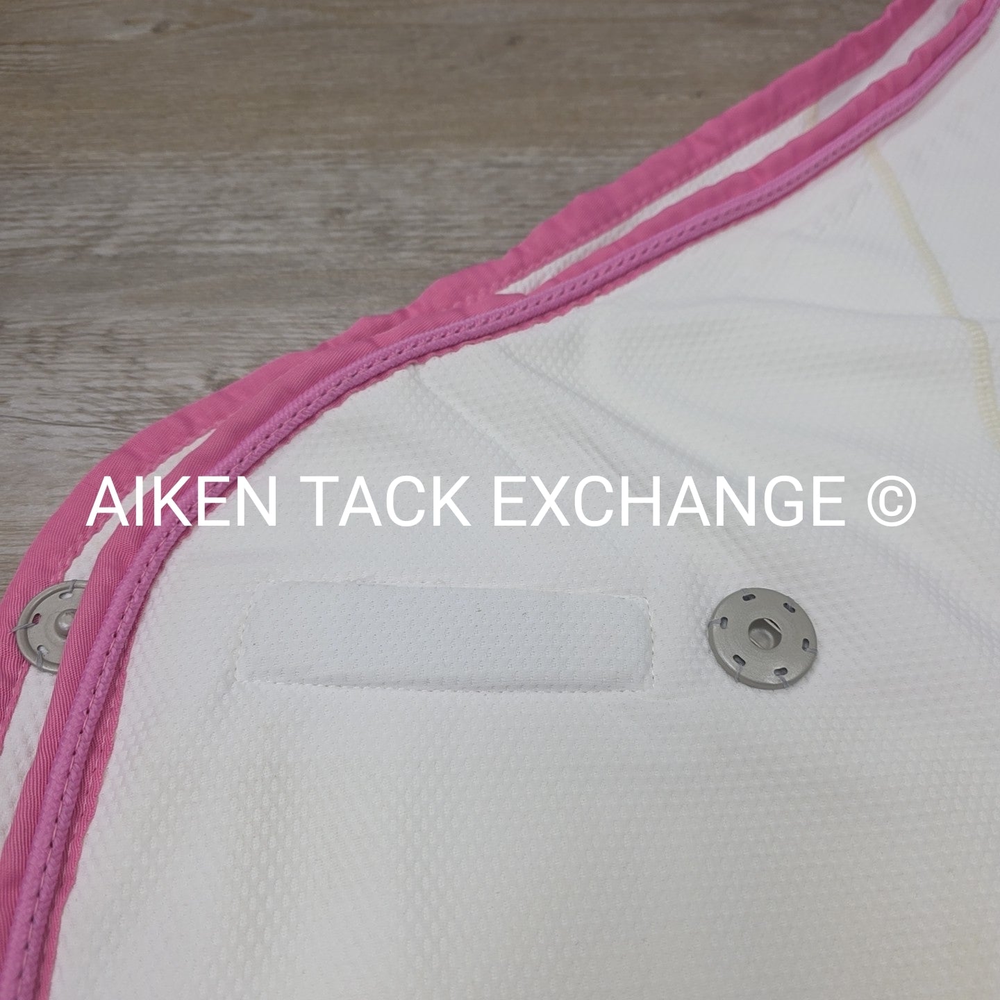 Fenwick Equestrian Pop Star Dress Sheet Sporty Cooler, 68"