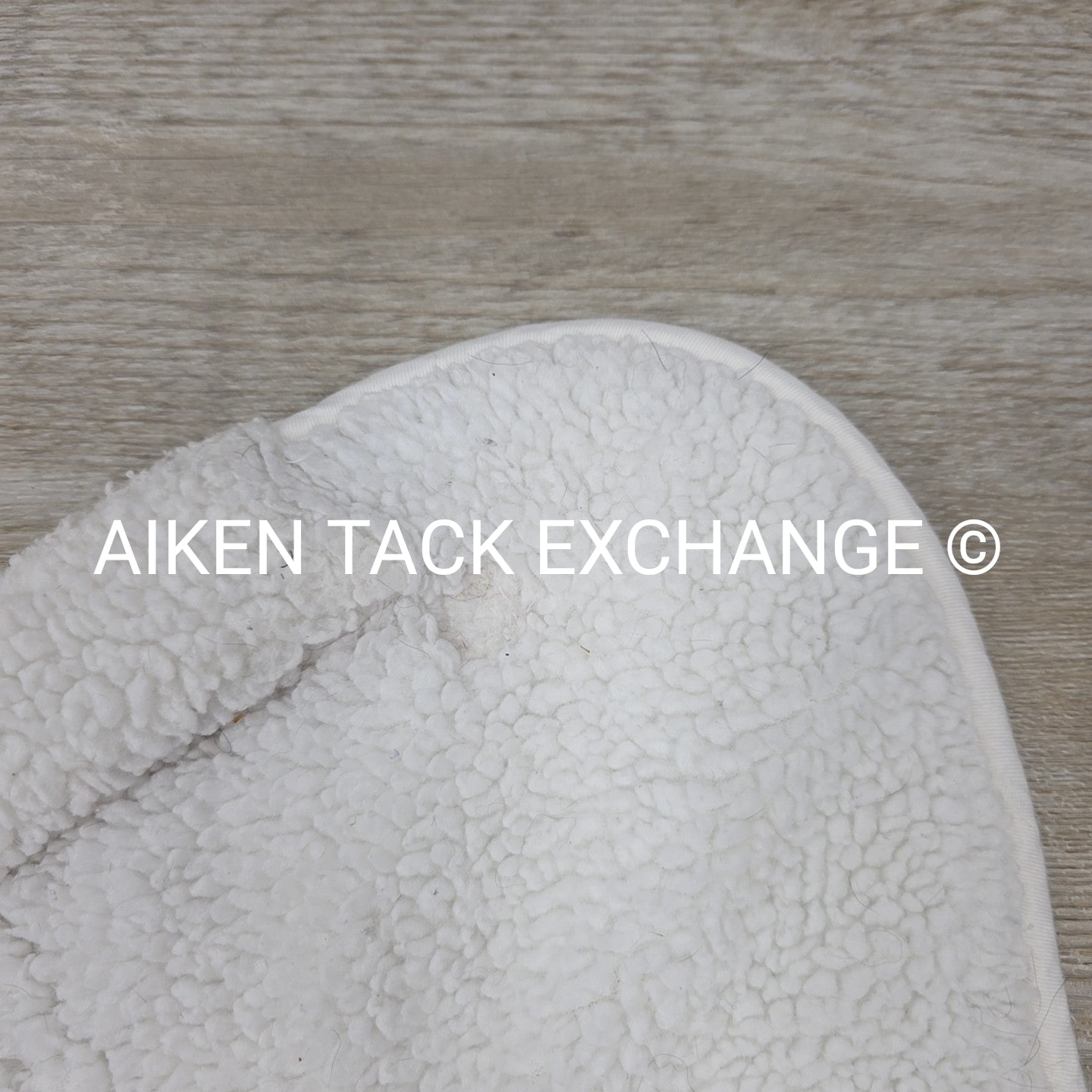 Roma Fleece Half Pad