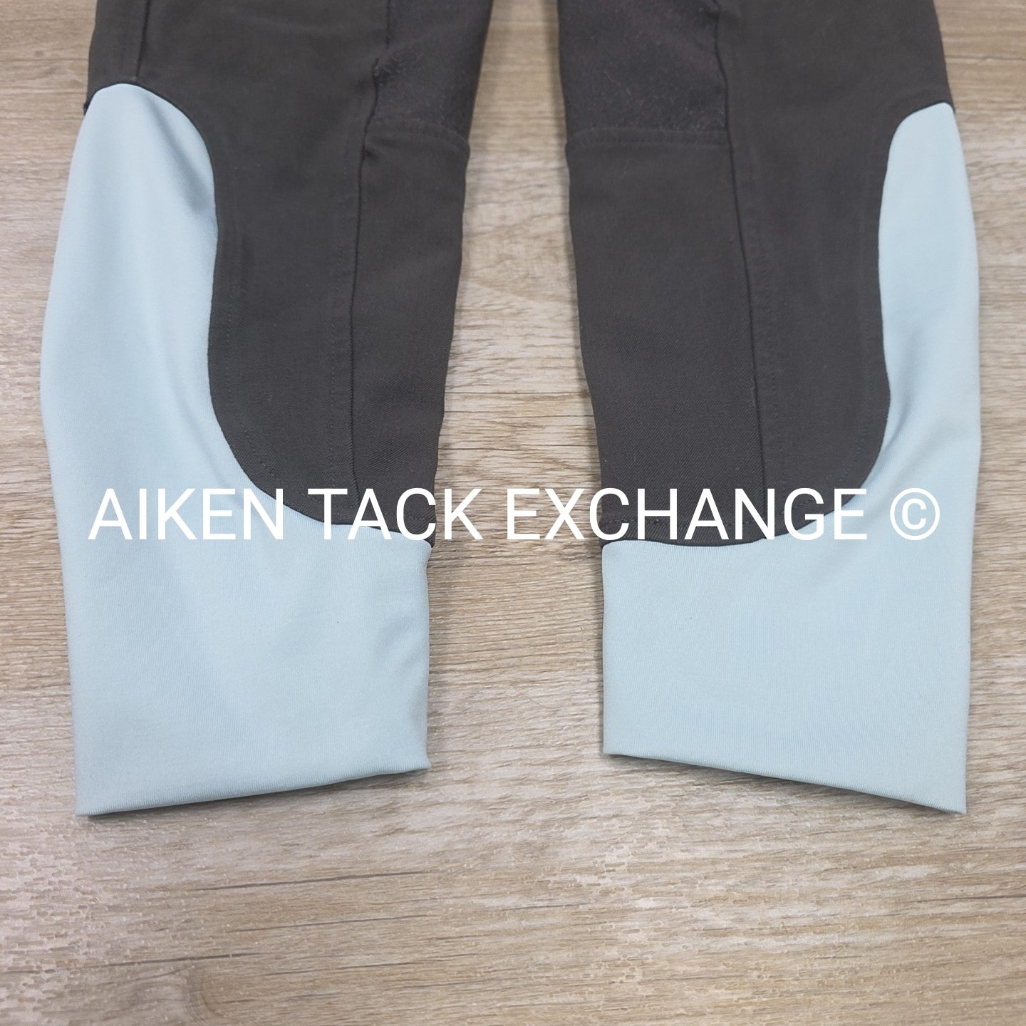 BARGAIN BUNDLE: Ovation Full Seat Breeches, 28 & Dover Saddlery Silicone Full Se