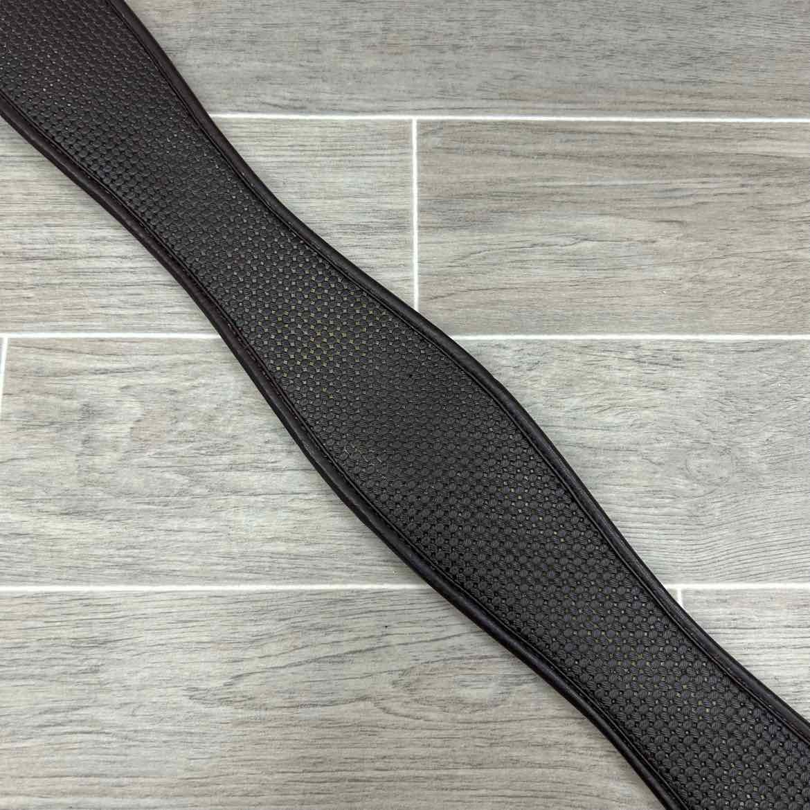 Wintec Chafeless Girth, Brown, 52"