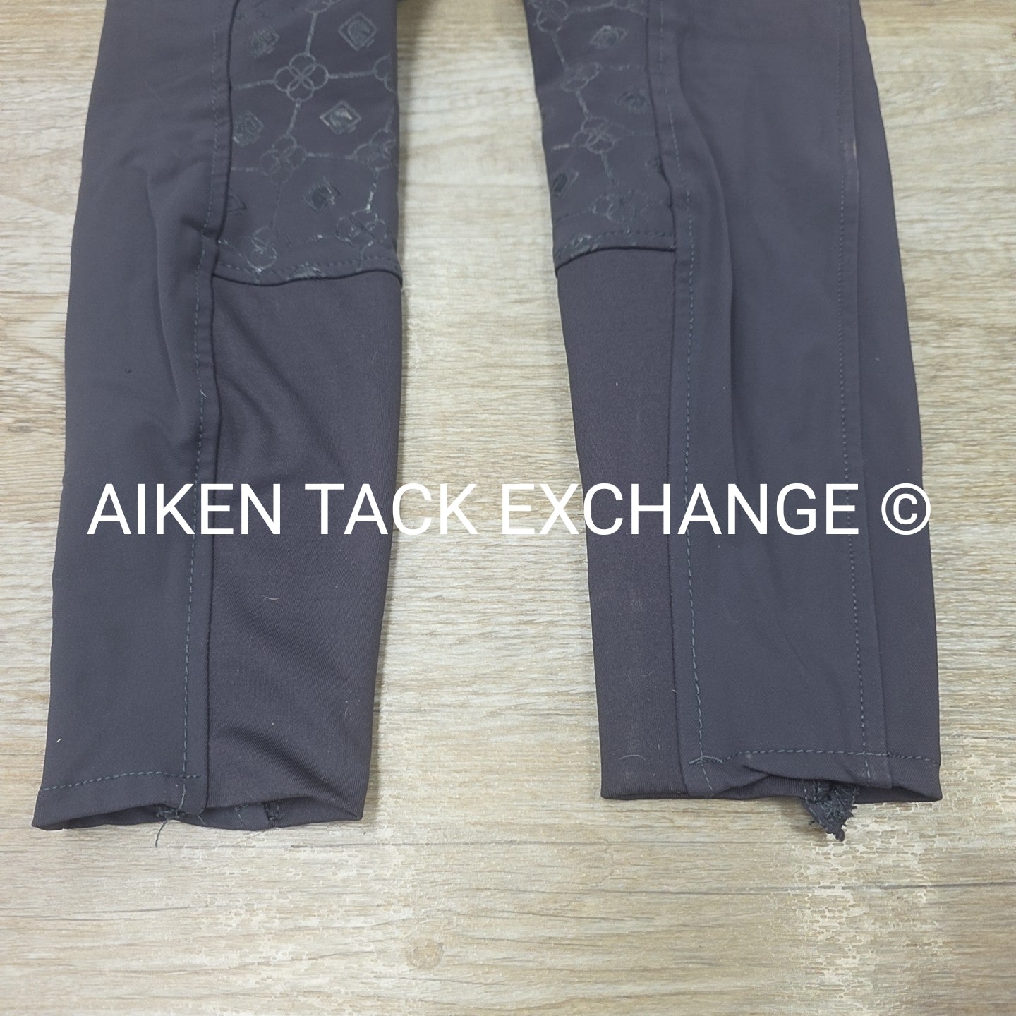 BARGAIN BUNDLE: Romfh Isabella & Dublin Full Seat, Piper Knee Patch Breeches,26L