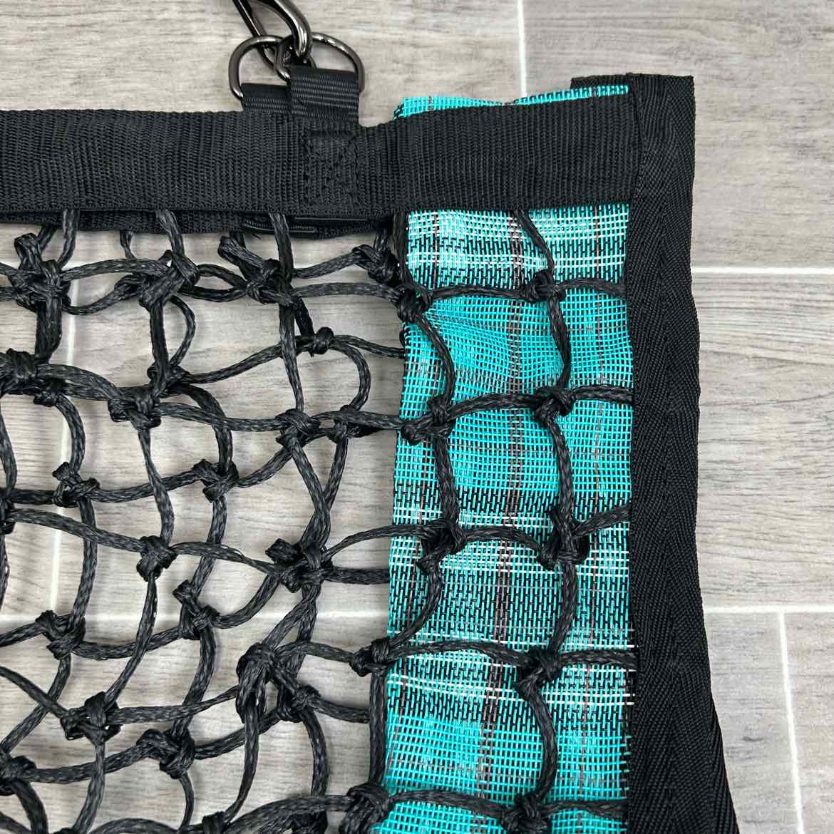 Kensington 4 Flake Slow Feed Hay Bag