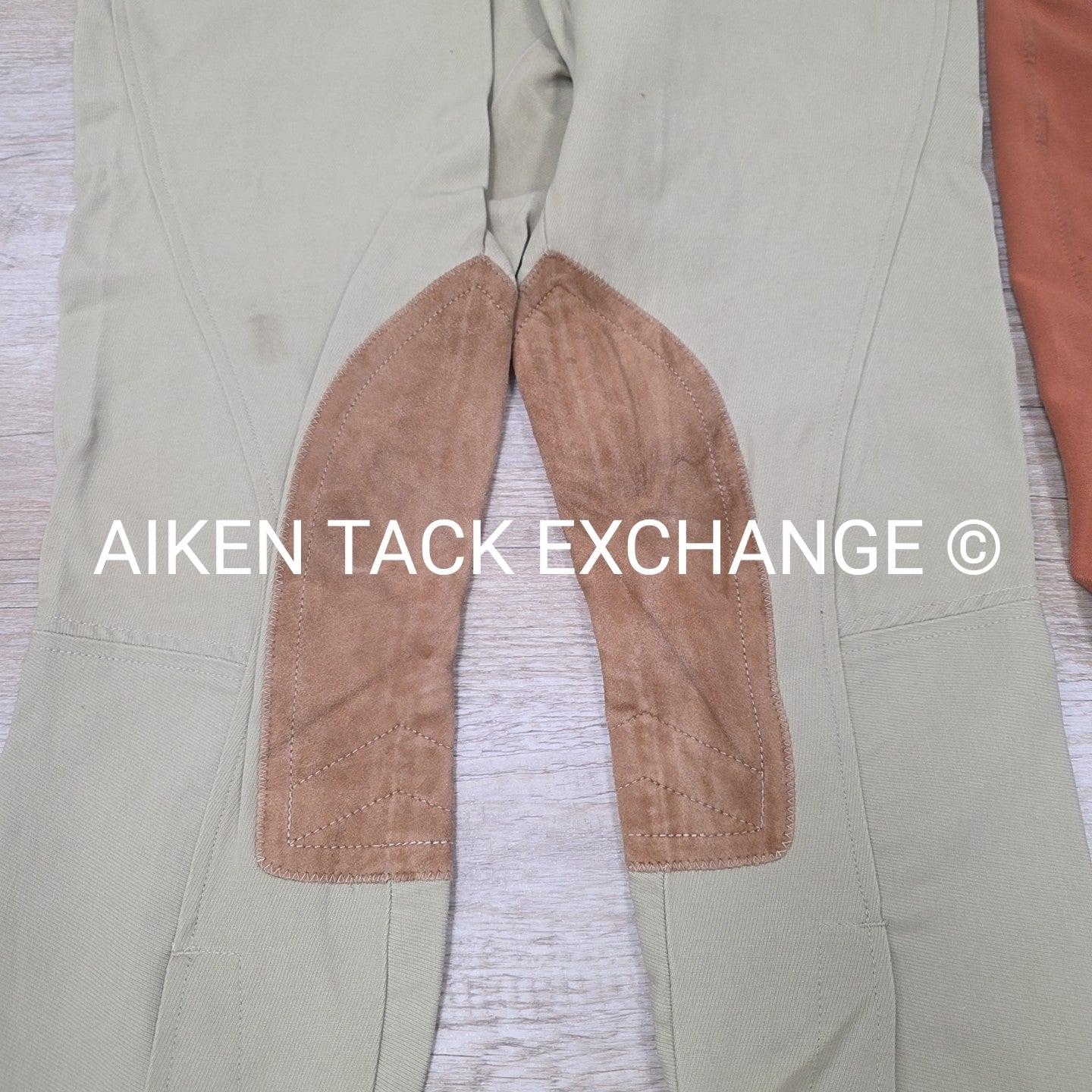 BARGAIN BUNDLE: Tuff Rider & Tailored Sportsman Breeches, 32 & Ovation Breeches,
