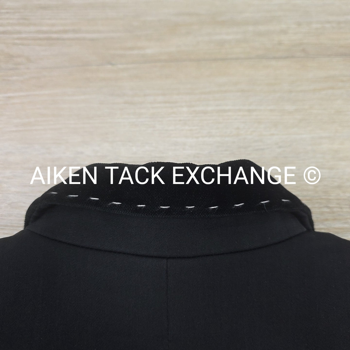 Alessandro Albanese Show Coat, Size 38 (10)