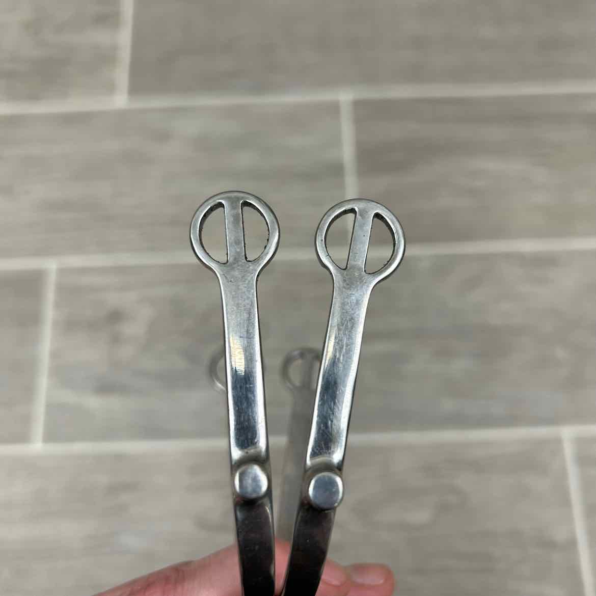 Side Neck Spurs