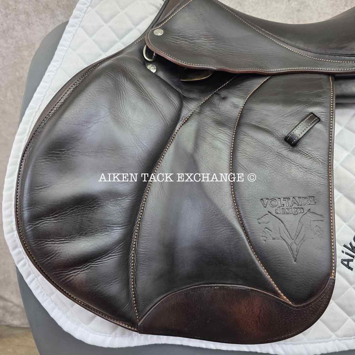 2015 Voltaire Stuttgart Jump Saddle, 17.5" Seat, 3AA Flap, Medium Wide Tree, PRO Panels, Full Buffalo Leather