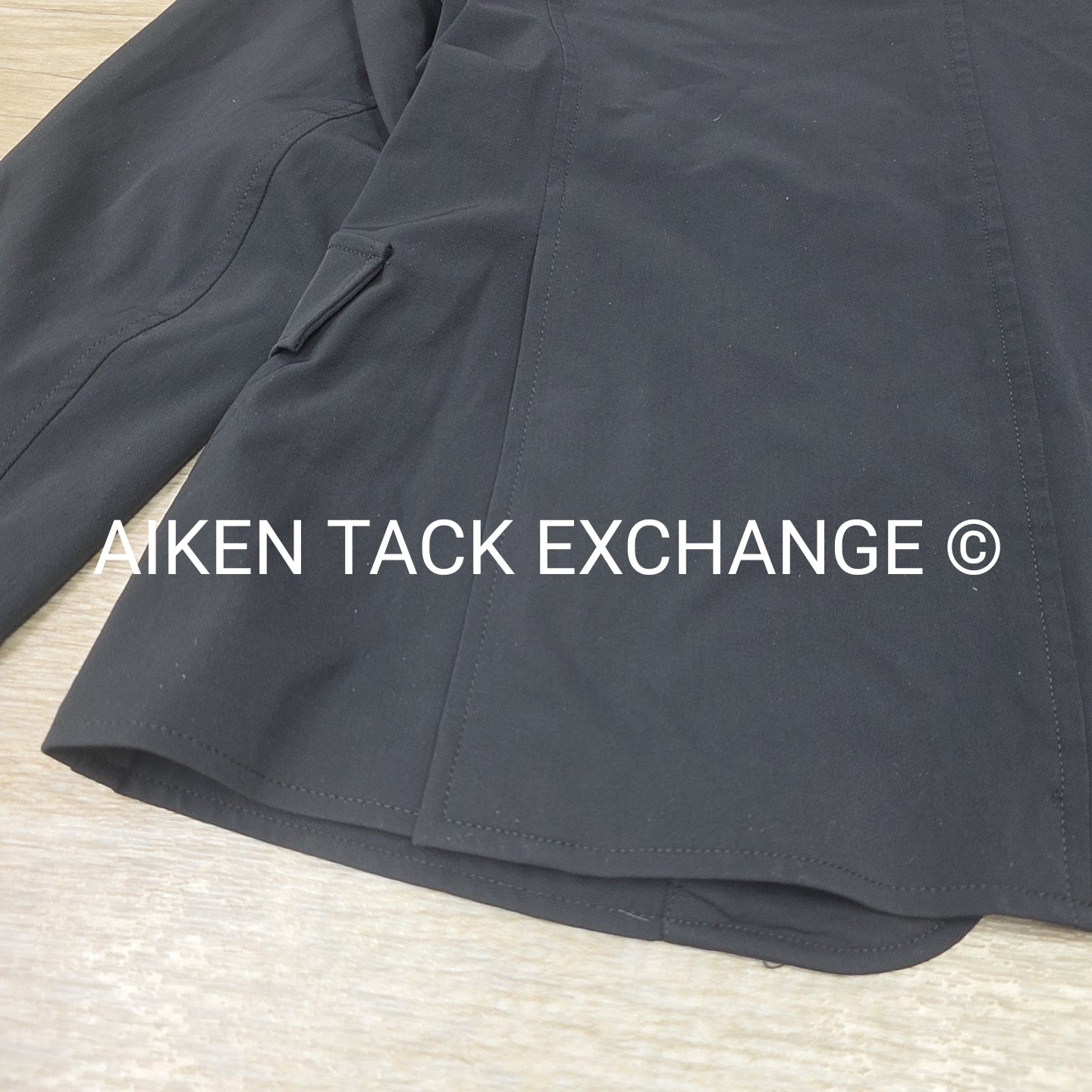 Tailored Sportsman Show Coat, Size 10 (Missing Button)