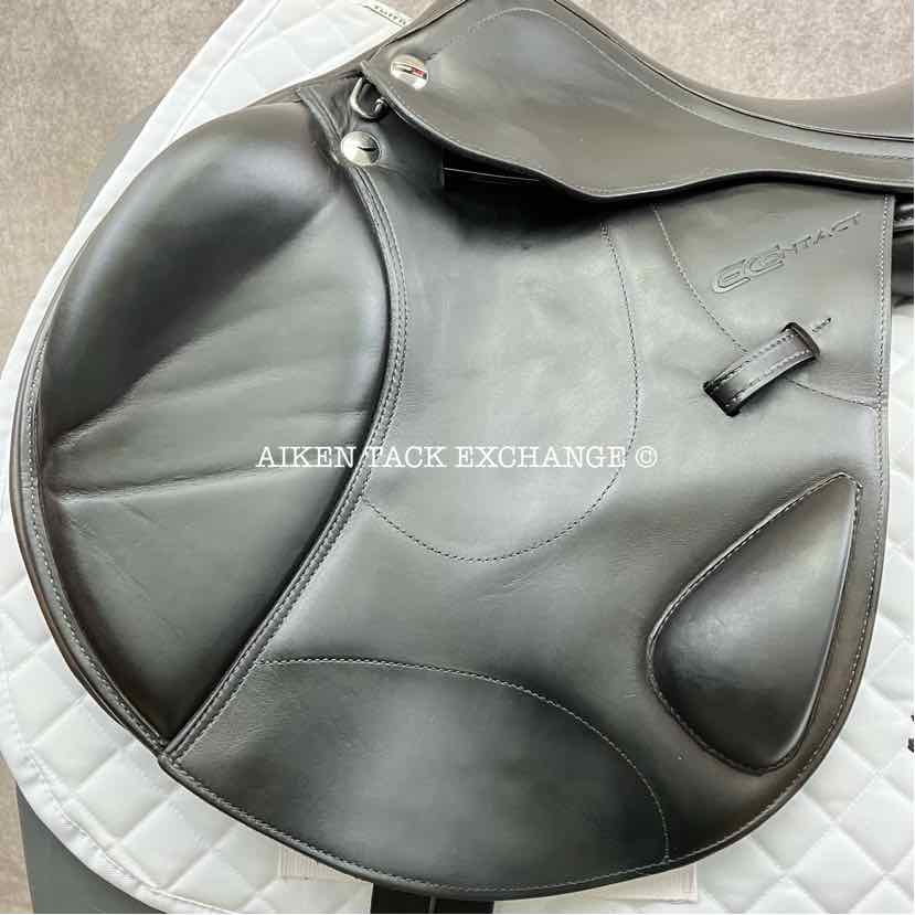 2020 Erreplus E-Contact Monoflap Jump Saddle, 18" Seat, Adjustable Tree, Wool Flocked Panels