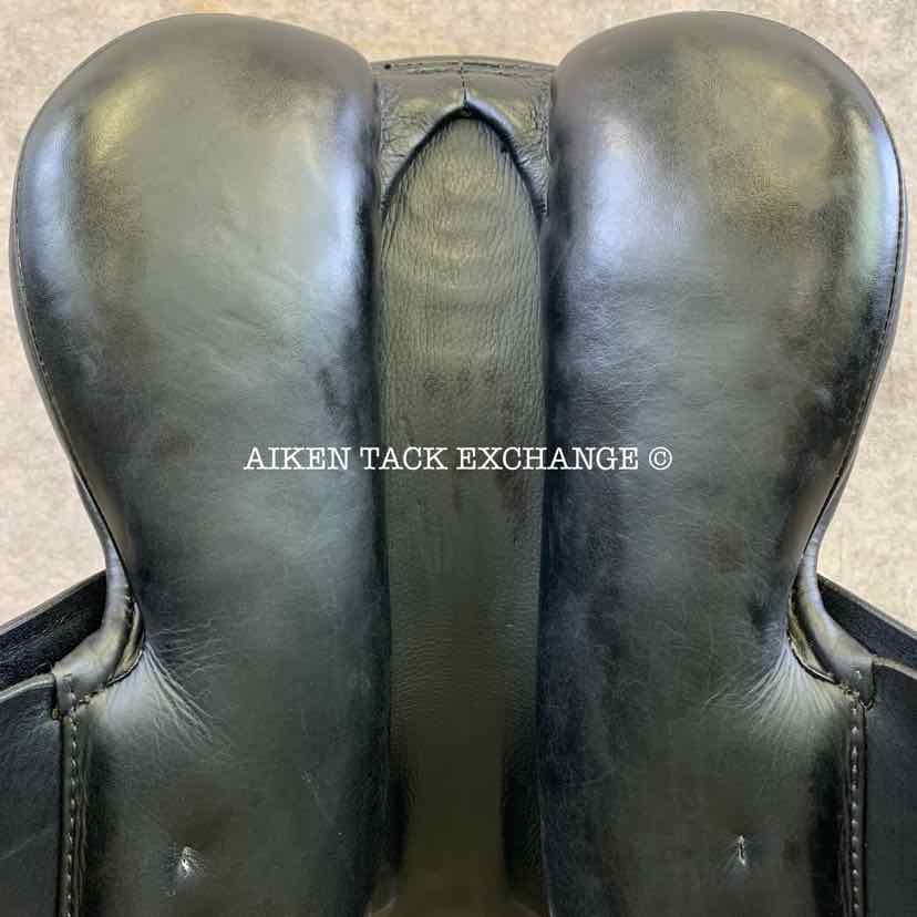 **SOLD** 2006 Passier Corona Dressage Saddle, 18" Seat, Long Flap, Medium Wide Tree, Wool Flocked Panels