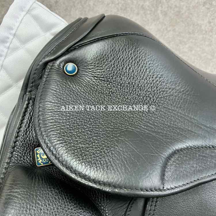 **SOLD** 2013 Stubben D Genesis Dressage Saddle, 18" Seat with Biomex, 31 cm Tree - MW/W, Wool Flocked Panels
