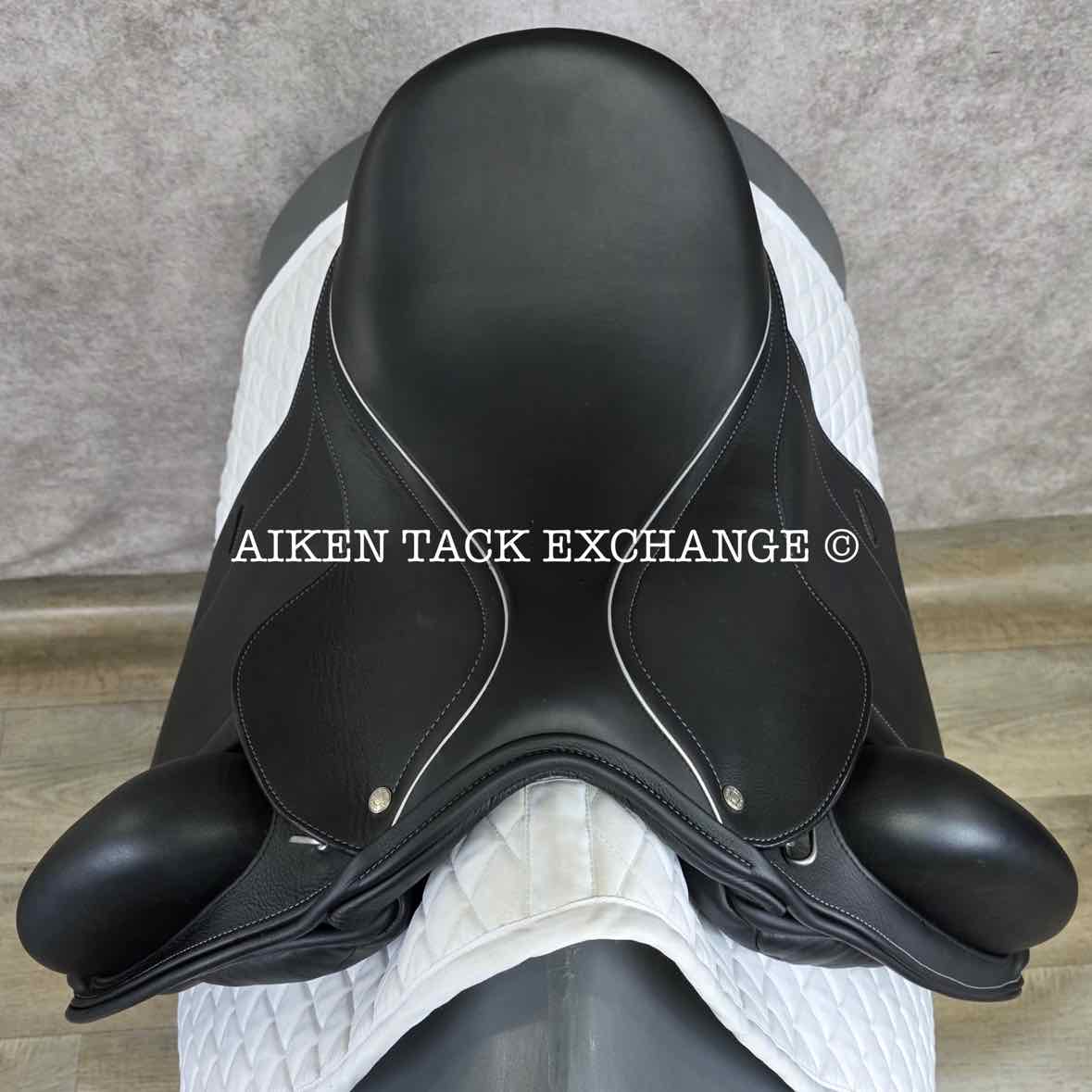 2024 Loxley by Bliss Monoflap Dressage Saddle, 17.5" Seat, Adjustable Tree - Changeable Gullet, Wool Flocked Panels