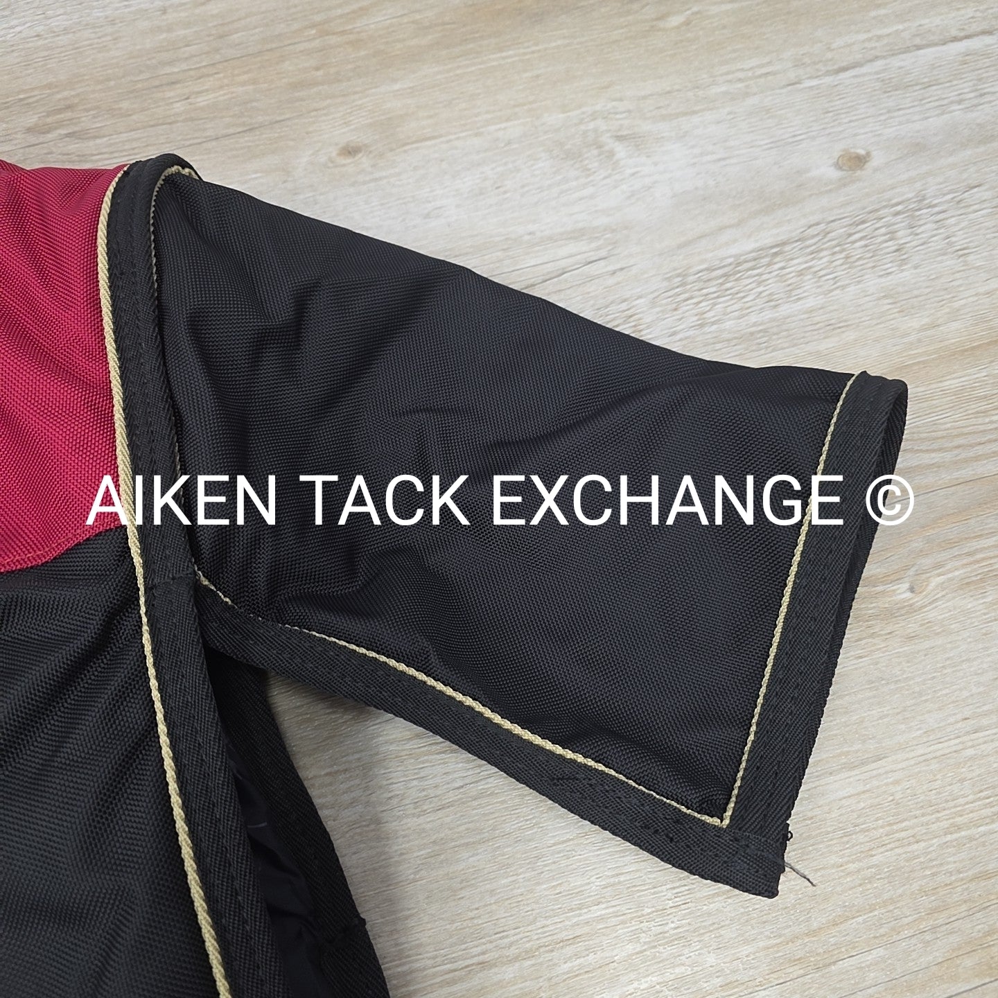 Schneiders VTEK Adjusta-Fit Heavy Weight Turnout Blanket, 84"