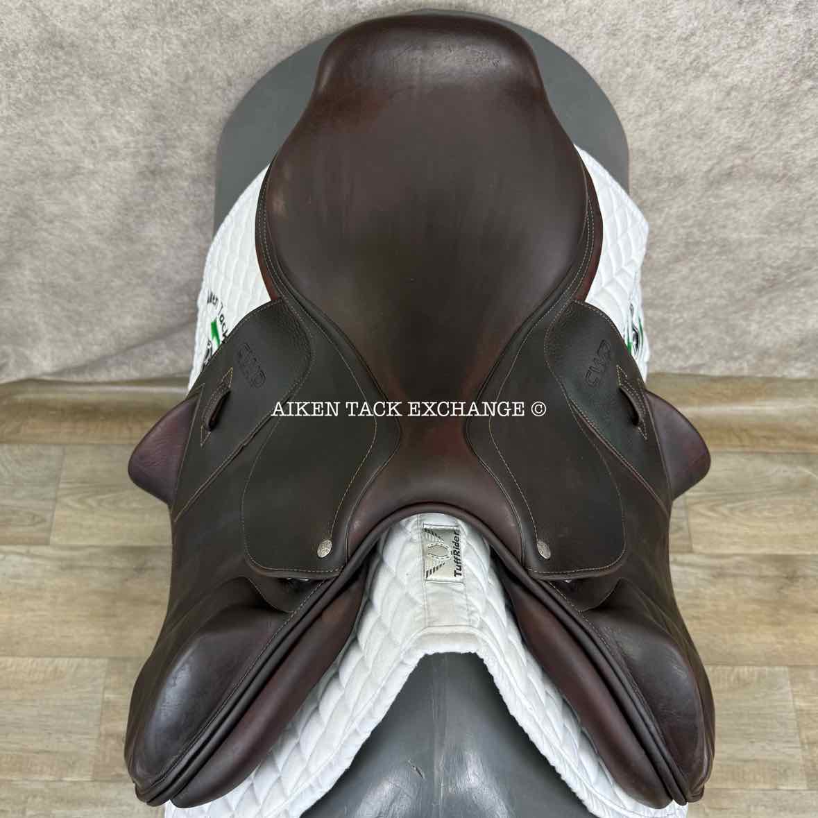 2013 CWD SE09 Monoflap Jump Saddle, 17" Seat, 2A Flap, Medium Tree, Foam Panels
