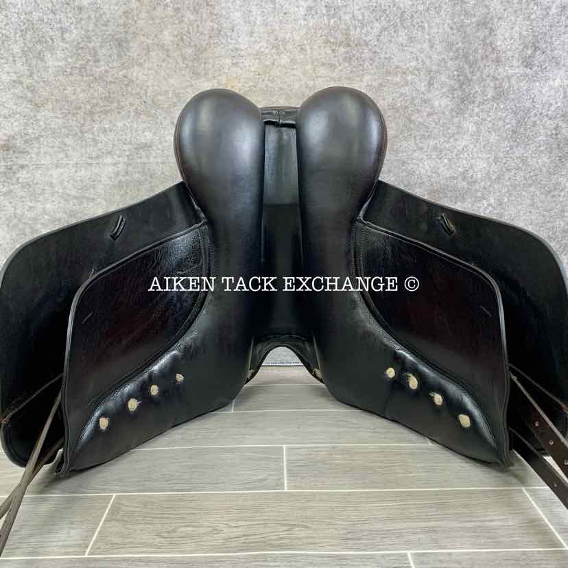 **SOLD** 2007 Albion SL Dressage Saddle, 17.5" Seat, Wide Tree, Wool Flocked Panels
