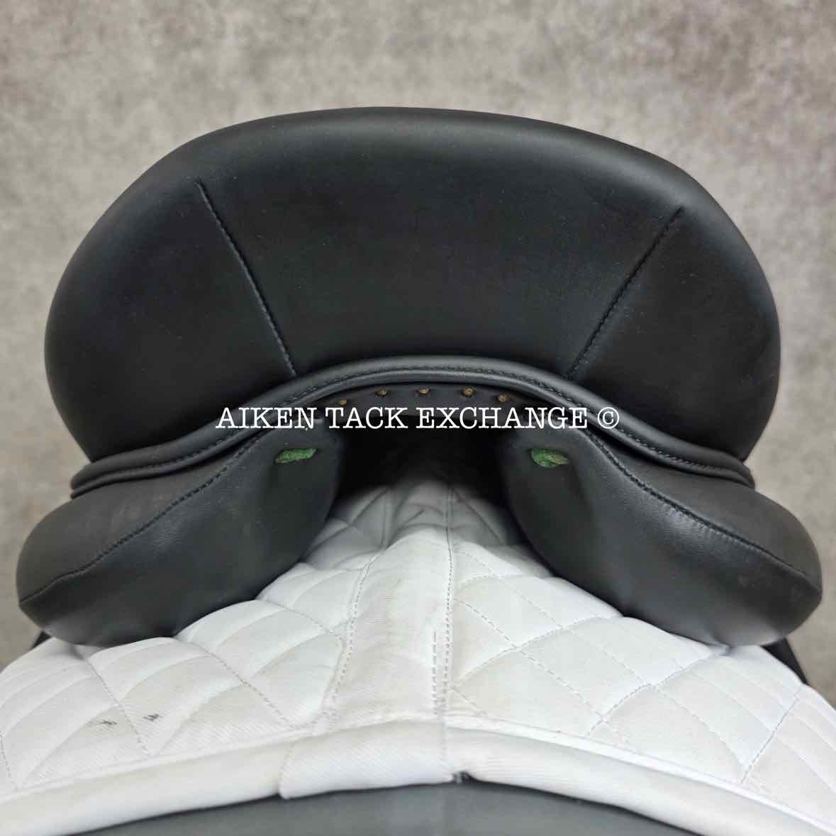 2008 Devoucoux Makila Monoflap Dressage Saddle, 18" Seat, 3A Flap, Medium Wide Tree, D3D Panels, Full Buffalo Leather